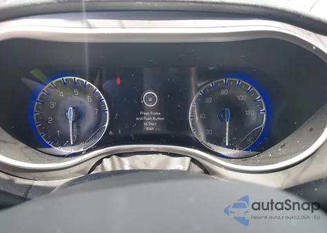 2025 Chrysler Pacifica Select из США, поврежденный, VIN 2C4RC1BG0SR544571